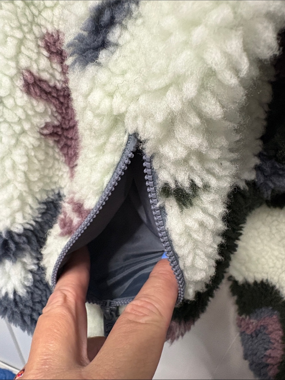 Fabletics Tahoe Teddy Sherpa Jacket-oversized - Picture 6 of 10